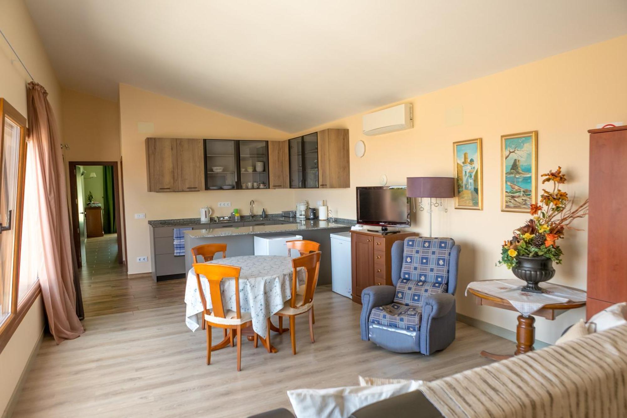 La Amistad Apartamento En Chalet Con Piscina Compartida Calp Exterior foto